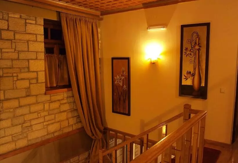 Hotelli Aggelon Katafygio