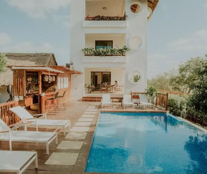 هتل Casa HX - Adults Only