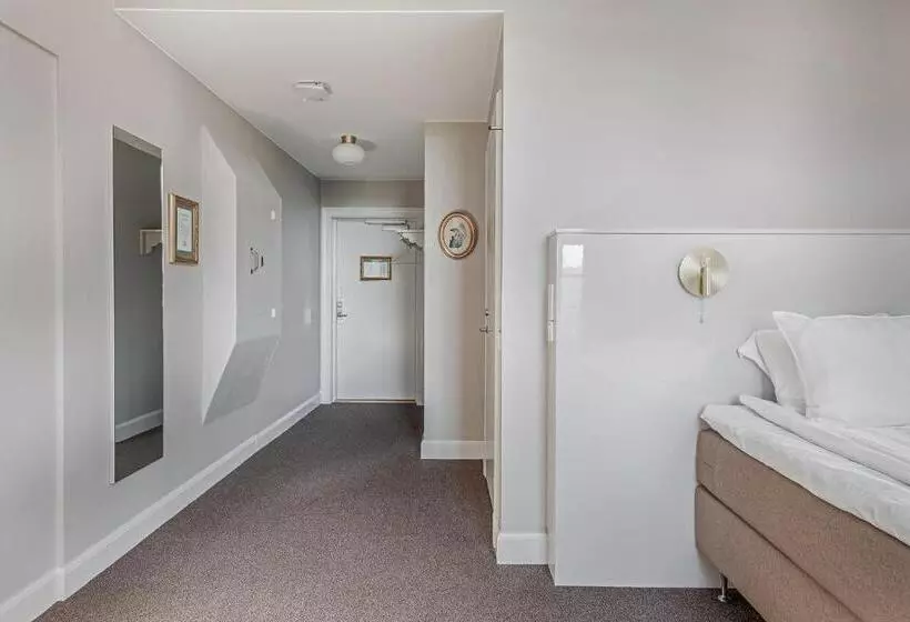 Livgrenadjärmässen Hotell Fest Konferens