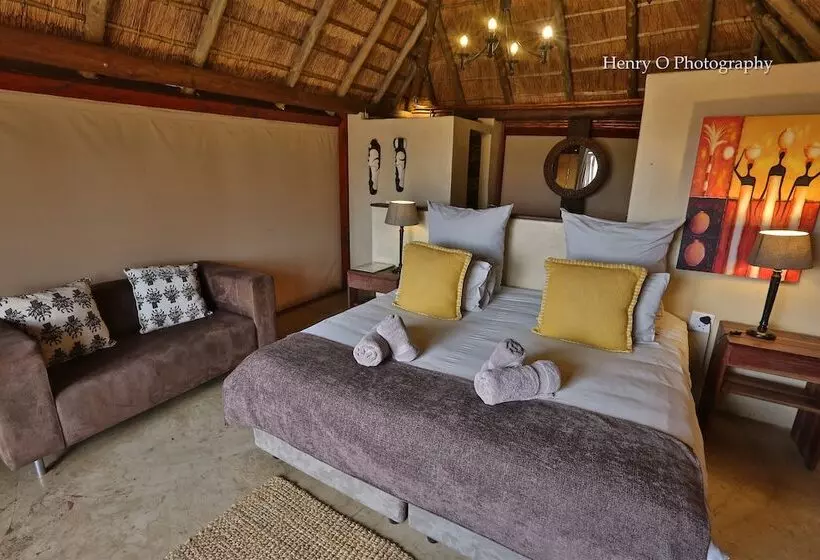 ホテル Mangwa Valley Game Lodge & Spa