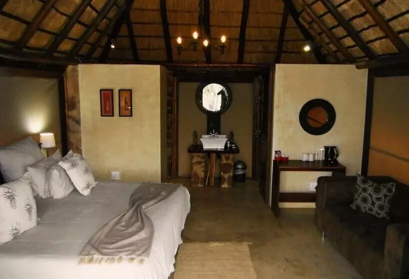 ホテル Mangwa Valley Game Lodge & Spa