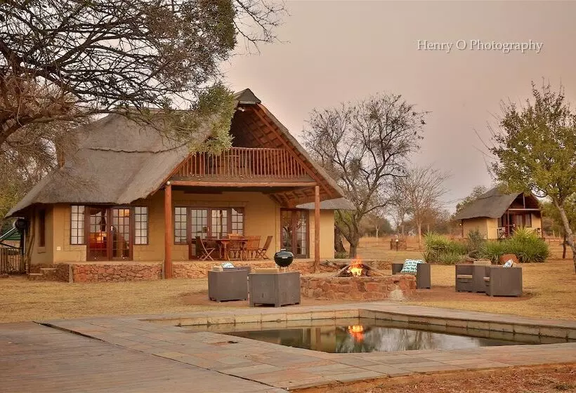 ホテル Mangwa Valley Game Lodge & Spa