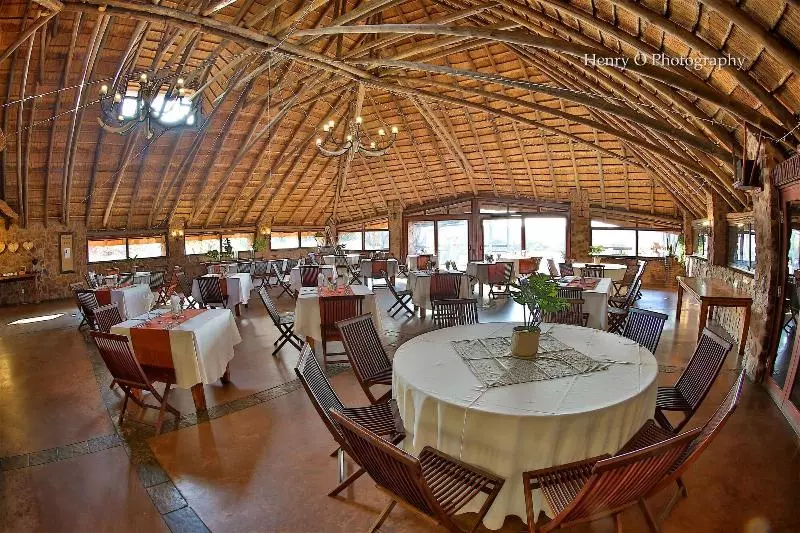ホテル Mangwa Valley Game Lodge & Spa