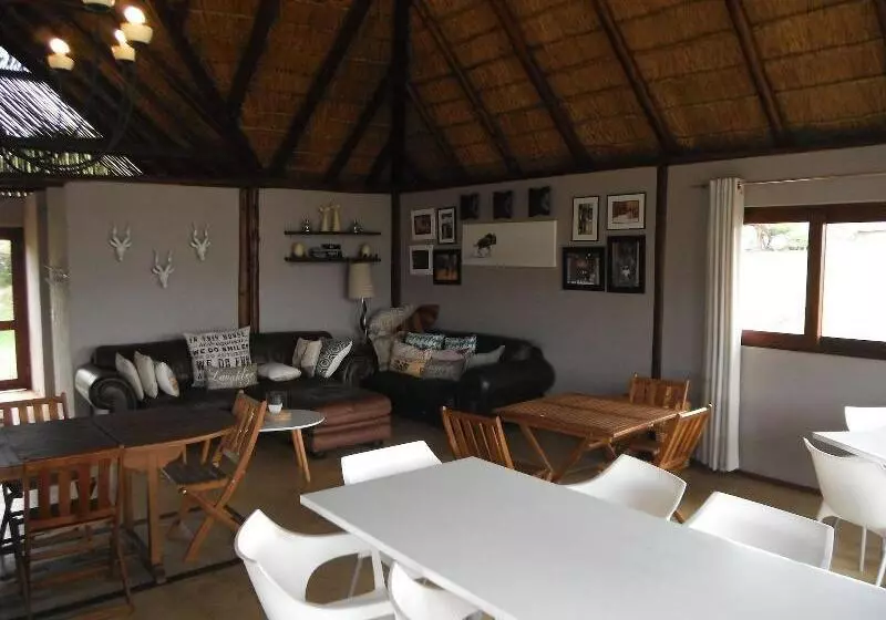 ホテル Mangwa Valley Game Lodge & Spa