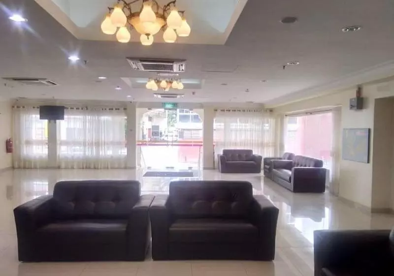 Hotelli Mewah Impiana