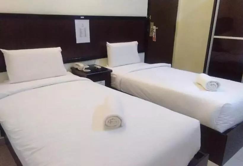 Hotelli Mewah Impiana