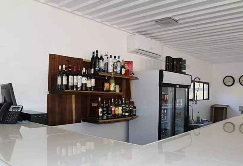 هتل Shikamasha Etosha Game Lodge