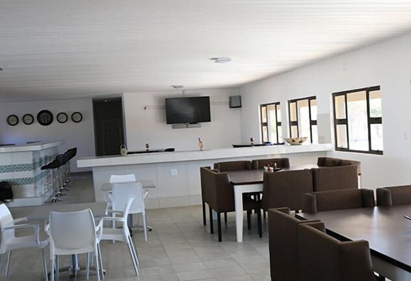 فندق Shikamasha Etosha Game Lodge