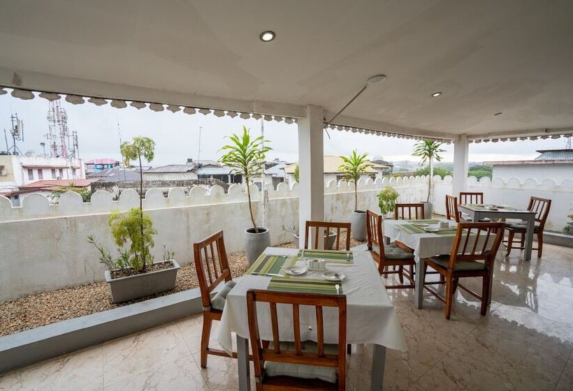 هتل Stonetown View