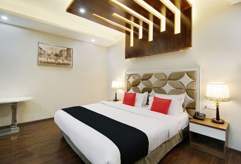 בית מלון כפרי Capital O 28688 The Saffron