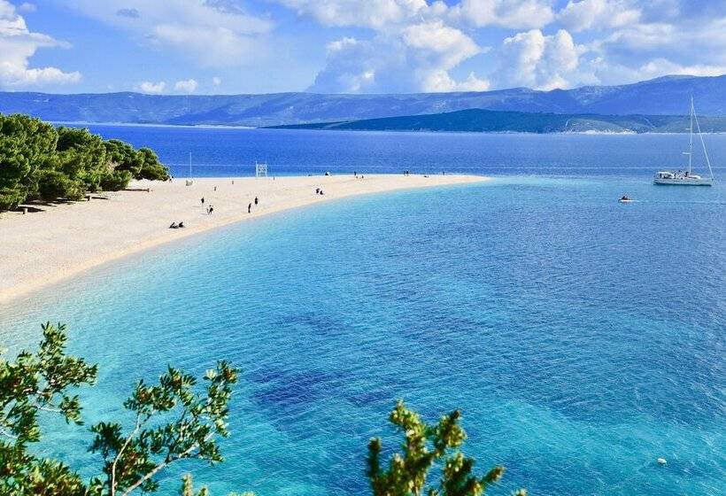 Villa Giardino Heritage Boutique Hotel Bol