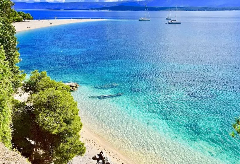 Villa Giardino Heritage Boutique Hotel Bol