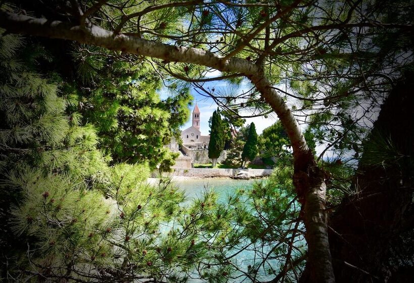 Villa Giardino Heritage Boutique Hotel Bol