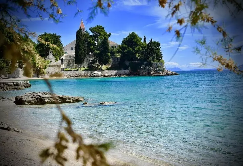 Villa Giardino Heritage Boutique Hotel Bol