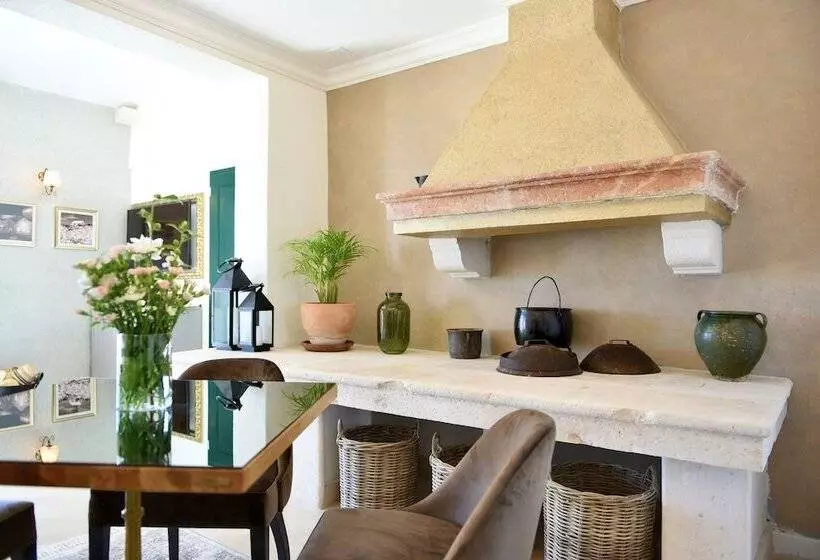 Villa Giardino Heritage Boutique Hotel Bol