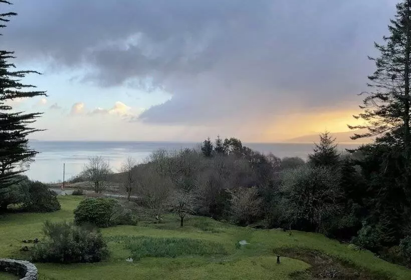 Aamiaismajoitus (B&B) Crossaig Lodge