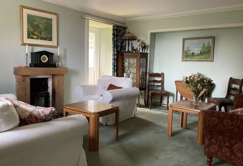 Aamiaismajoitus (B&B) Crossaig Lodge