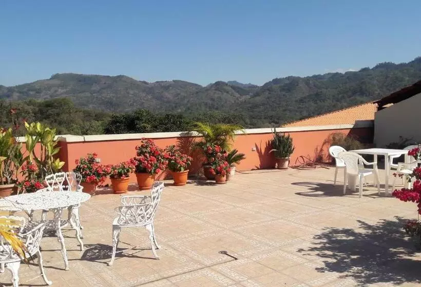 هتل Acropolis Maya