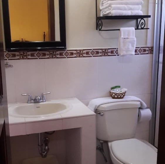 هتل Acropolis Maya