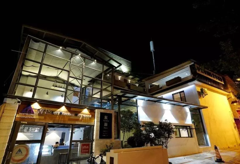 ホテル Dali Loft Travelling With Hostel