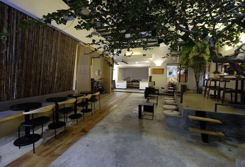 Otel Dali Loft Travelling With Hostel