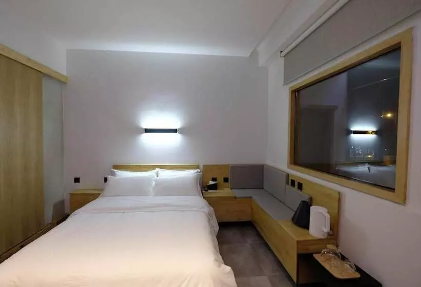 ホテル Dali Loft Travelling With Hostel