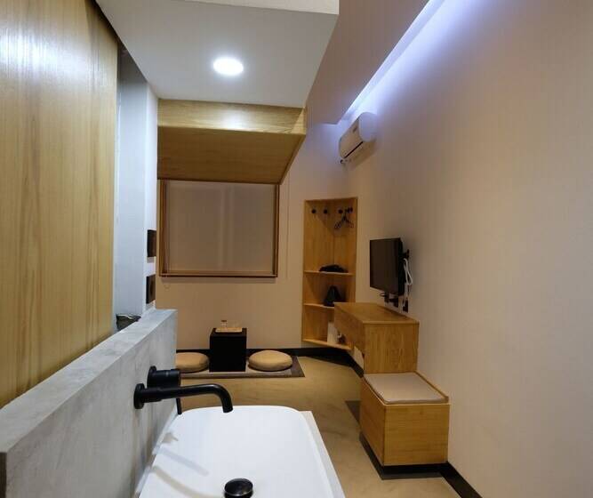 Otel Dali Loft Travelling With Hostel