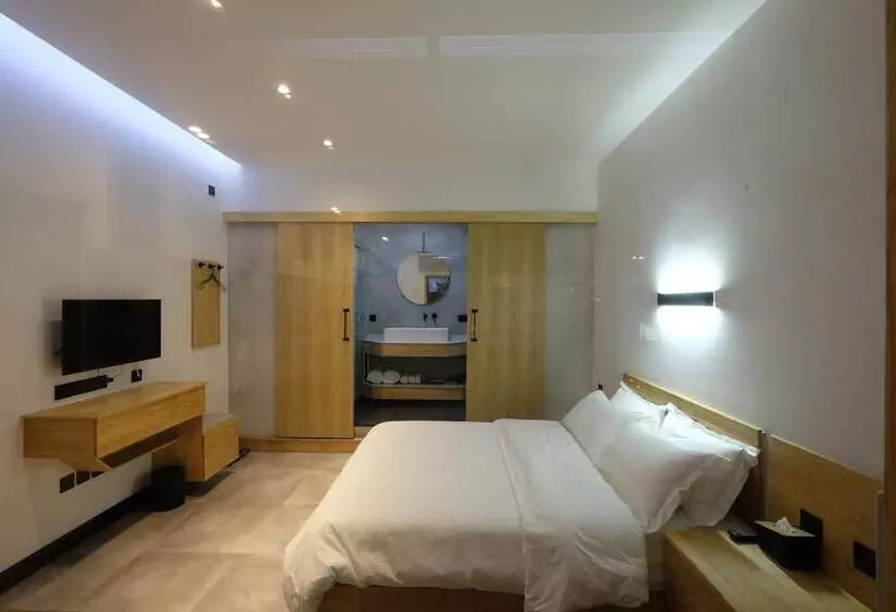 ホテル Dali Loft Travelling With Hostel