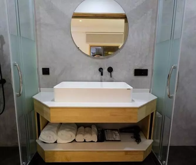 ホテル Dali Loft Travelling With Hostel