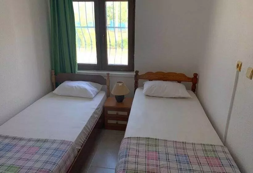 Otel Mayaluna Ecolodge