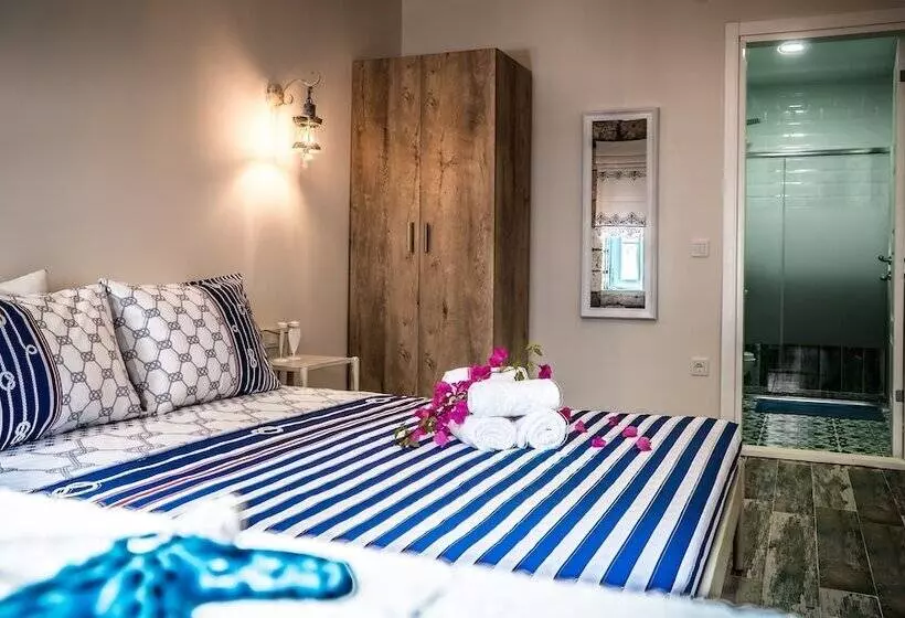 Pension  Mavi Ruzgar Alacati Hotel   Adults Only