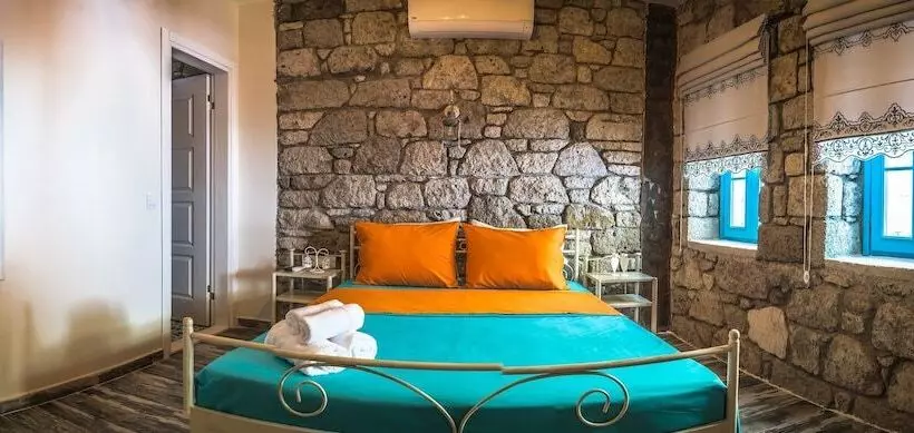 Pension  Mavi Ruzgar Alacati Hotel   Adults Only
