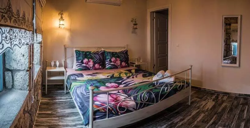 Pension  Mavi Ruzgar Alacati Hotel   Adults Only