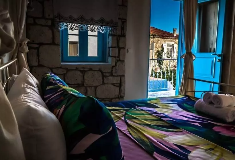 Pension  Mavi Ruzgar Alacati Hotel   Adults Only
