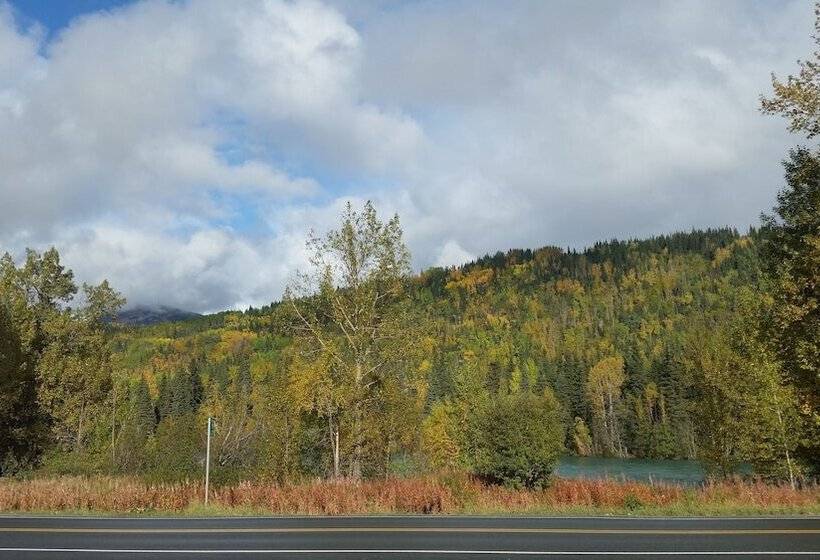 Gwin S Lodge & Roadhouse