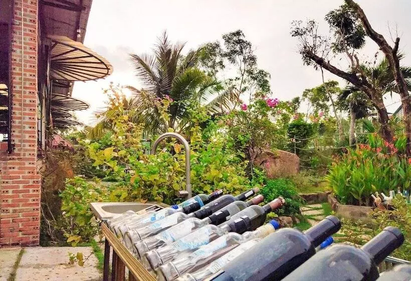 هتل Bungalows Bai Vong