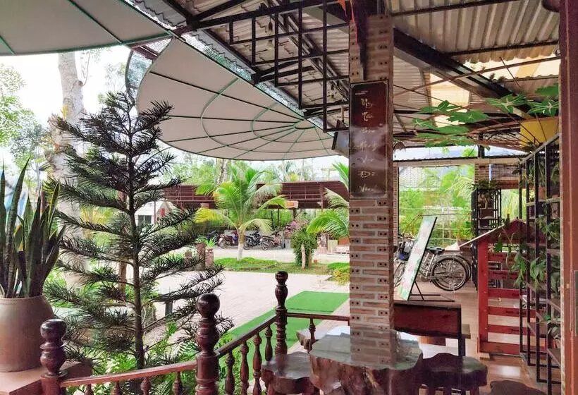 هتل Bungalows Bai Vong
