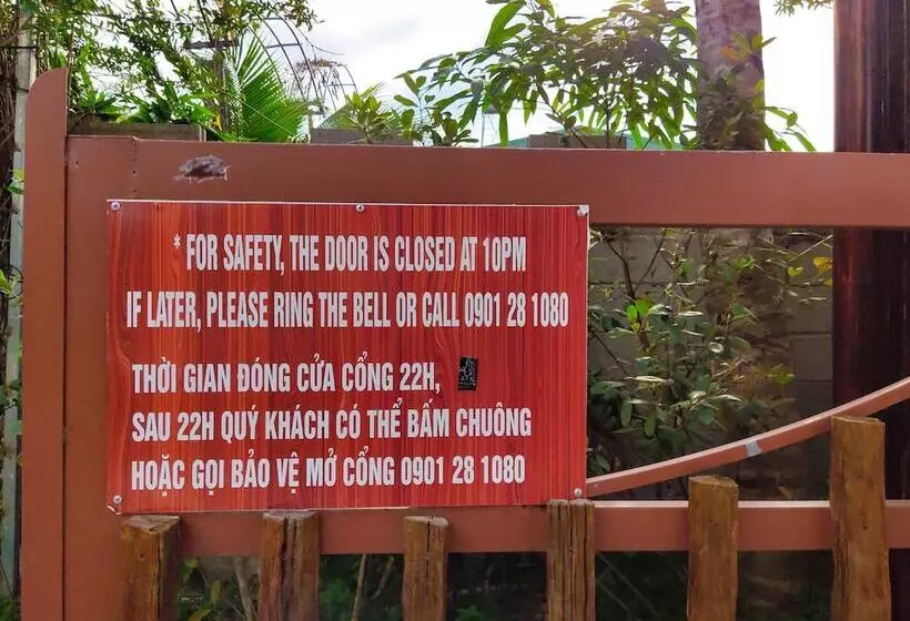 هتل Bungalows Bai Vong