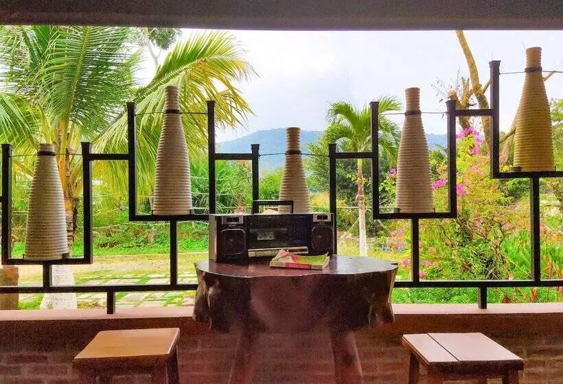 هتل Bungalows Bai Vong