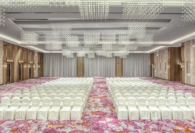 ホテル Crowne Plaza Beihai Silver Beach, An Ihg