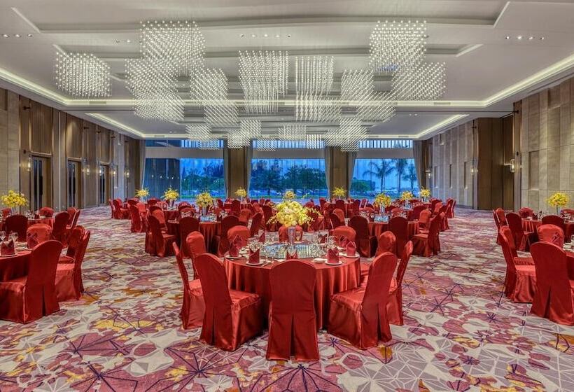 בית מלון כפרי Crowne Plaza Beihai Silver Beach, An Ihg