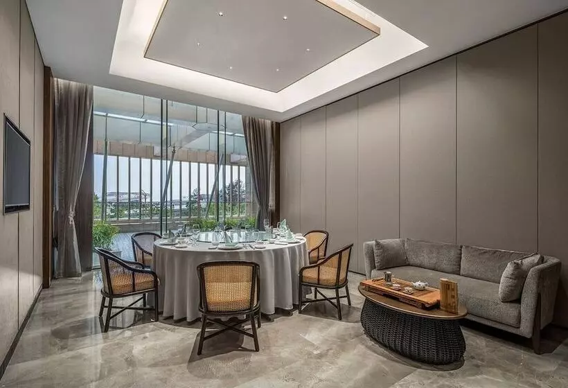 ホテル Crowne Plaza Beihai Silver Beach, An Ihg