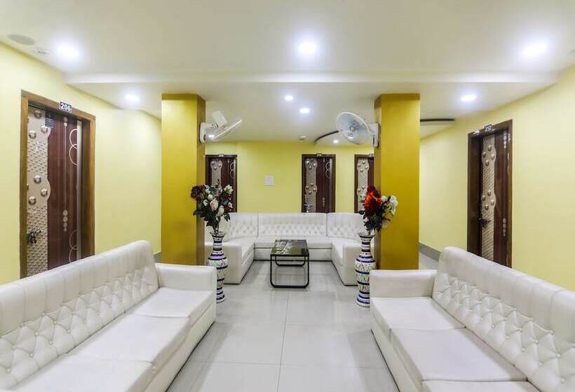 هتل Grand Silicon By Oyo Rooms