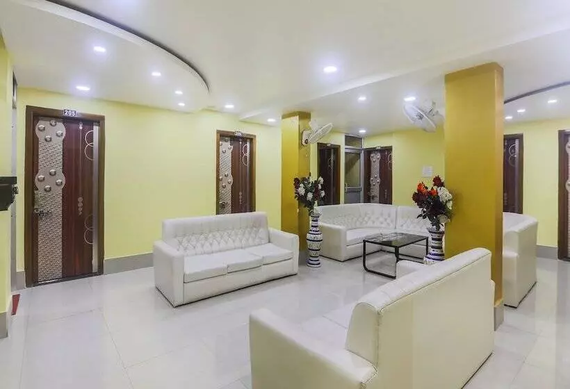 هتل Grand Silicon By Oyo Rooms