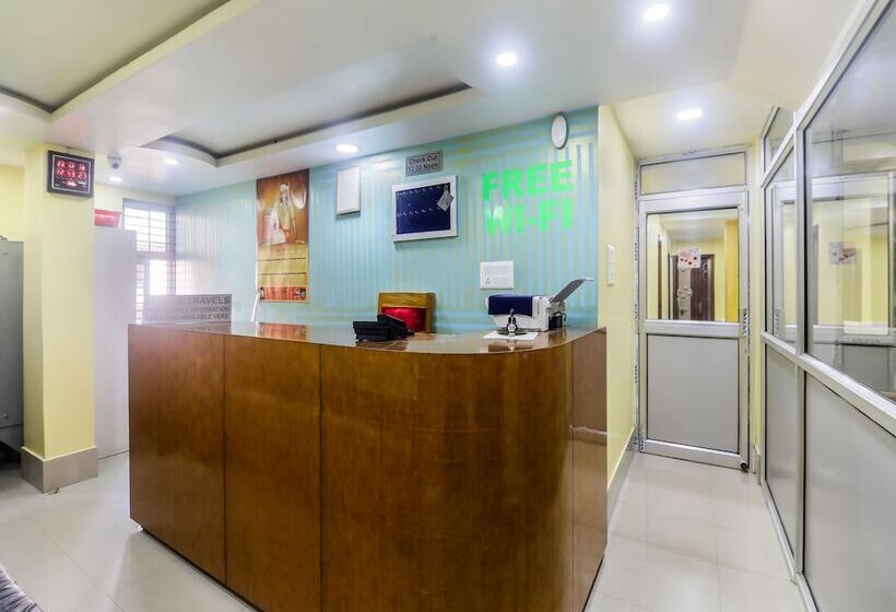 هتل Grand Silicon By Oyo Rooms