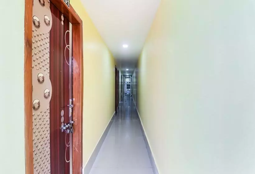 هتل Grand Silicon By Oyo Rooms