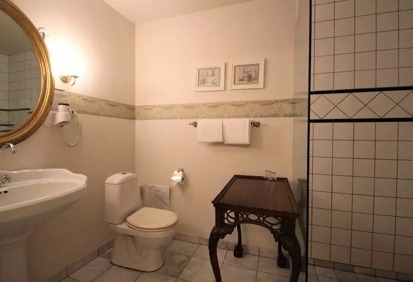 هتل Hvedholm Slots