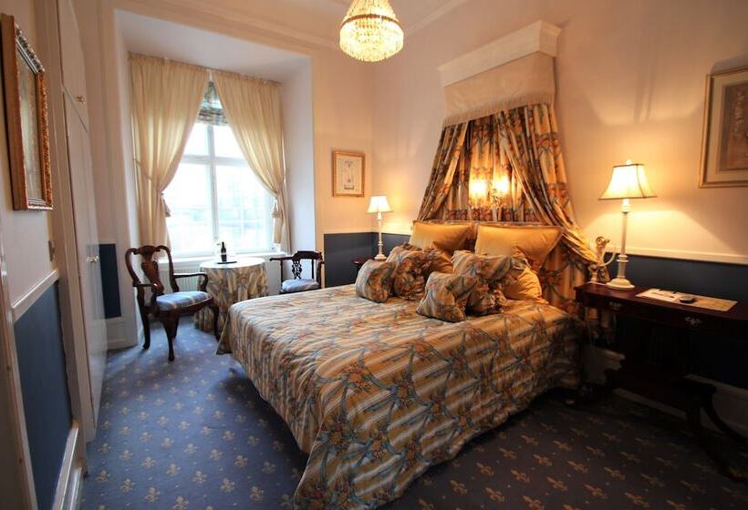 Szálloda Hvedholm Slots