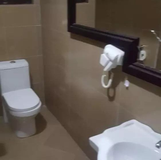 هتل Samfred Garden