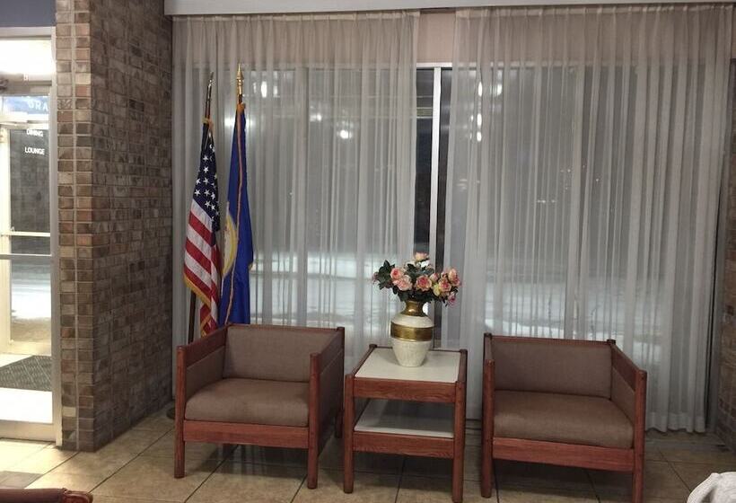 Morris Grand Hotel And Conference Center